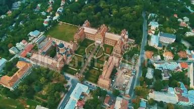 鸟瞰乌克兰最古老的<strong>大学</strong>之一，切尔尼夫茨国立<strong>大学</strong>。